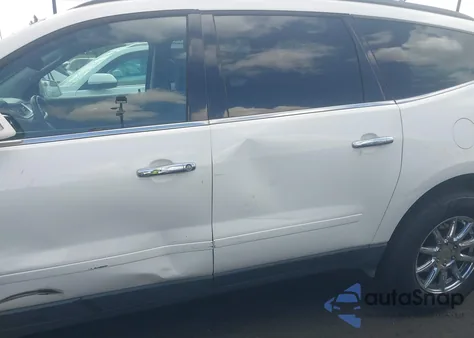 2015 Chevrolet Traverse 1Lt из США, поврежденный, VIN 1GNKRGKD2FJ257193